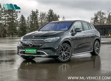 Lancio del SUV Mercedes-Benz EQE a Pechino
