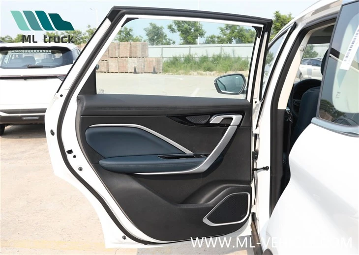 2023 Geely JiaJi 1.5TD DCT MPV