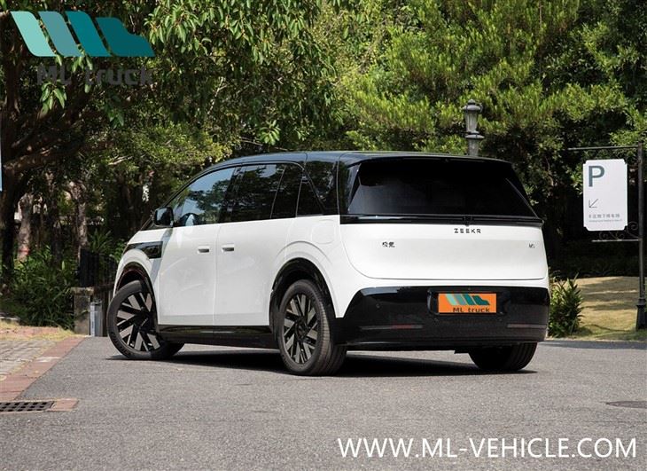 2025 Zeekr MIX EV MPV