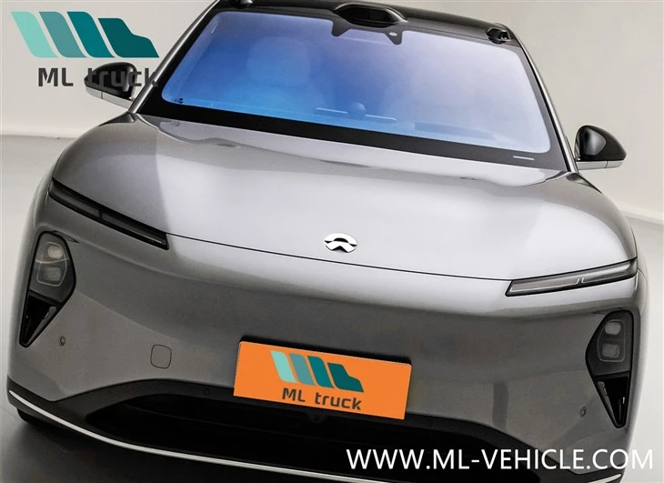 2025 NIO ET9 EV Sedan