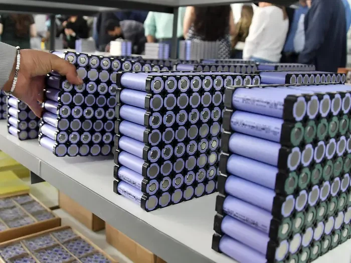Gli Stati Uniti stanzieranno 3 miliardi di dollari per 25 progetti di produzi...