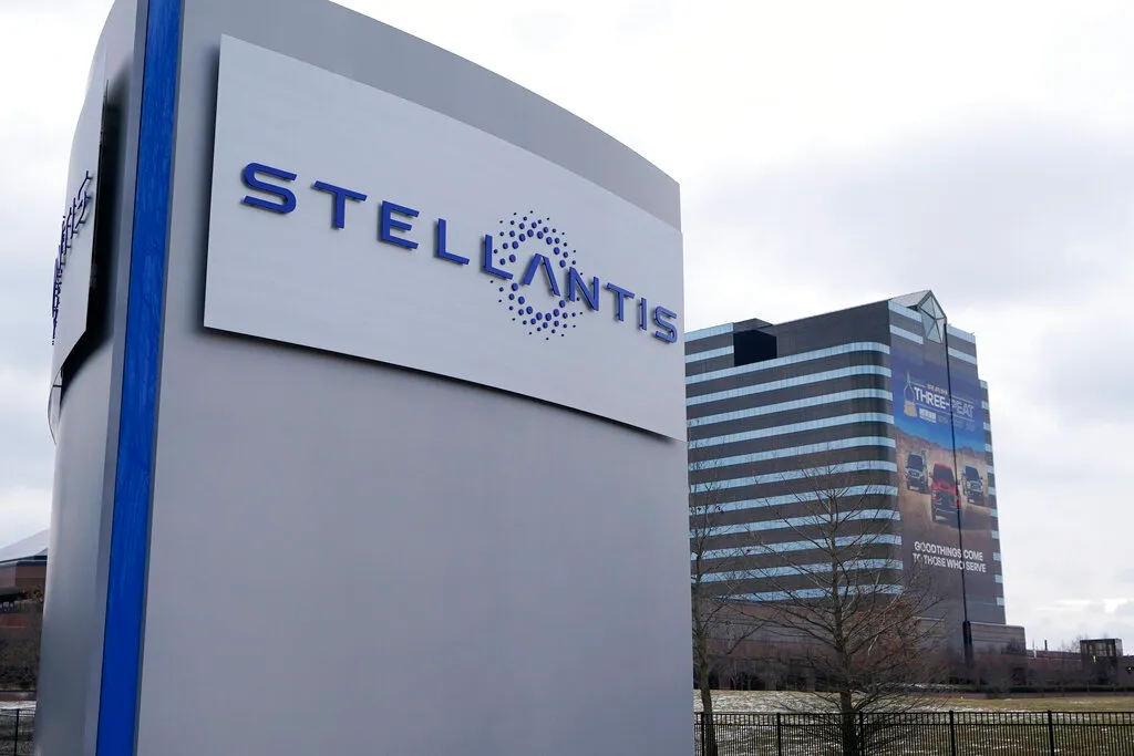 Stellantis abbassa le prospettive finanziarie per il 2024
